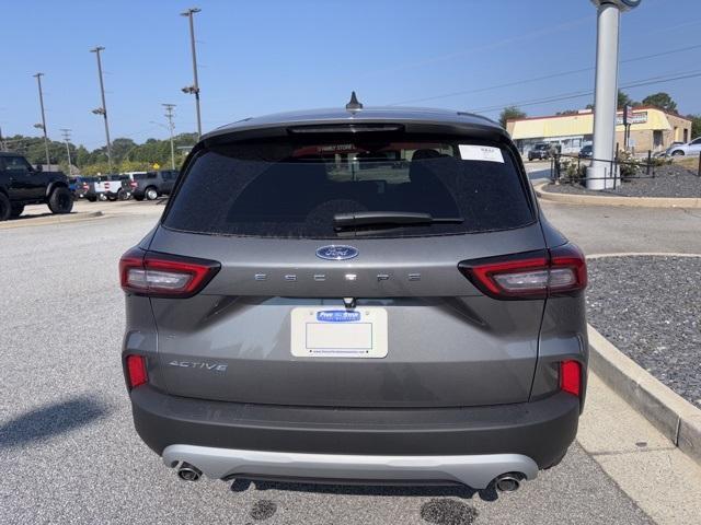 new 2026 Ford Escape car, priced at $28,685
