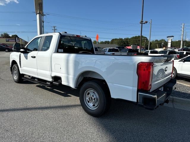 new 2024 Ford F-250 car, priced at $43,995