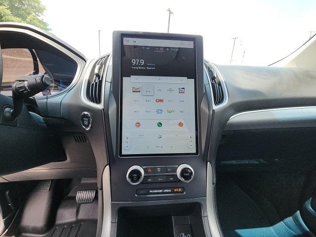 used 2022 Ford Edge car, priced at $22,384