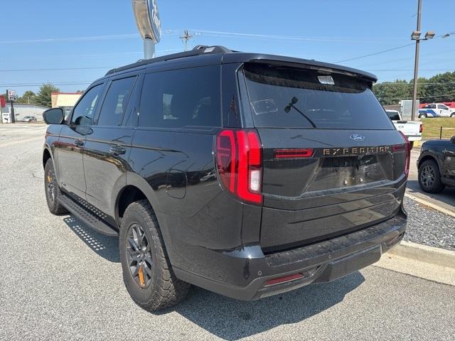 new 2025 Ford Expedition car, priced at $79,305