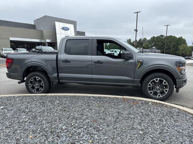 new 2024 Ford F-150 car, priced at $42,660