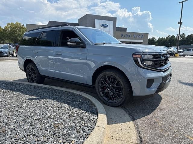 new 2025 Ford Expedition car, priced at $80,730