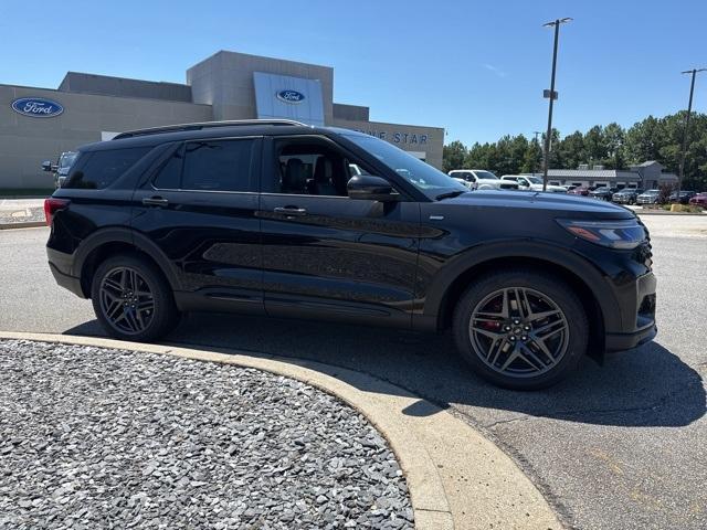 new 2025 Ford Explorer car, priced at $44,675