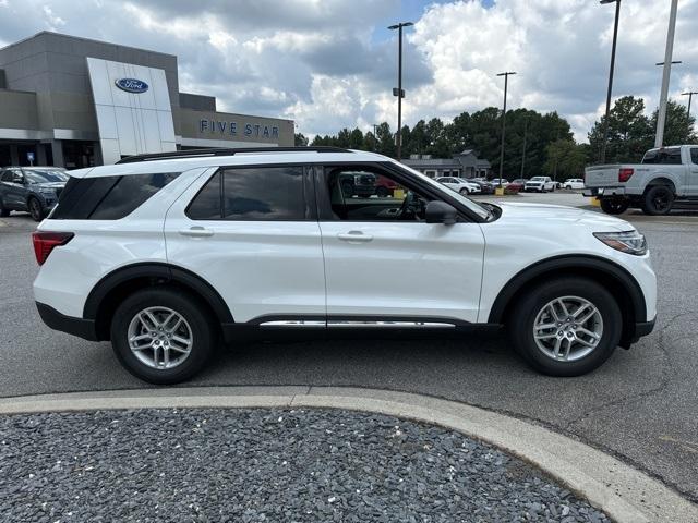 new 2025 Ford Explorer car, priced at $40,005