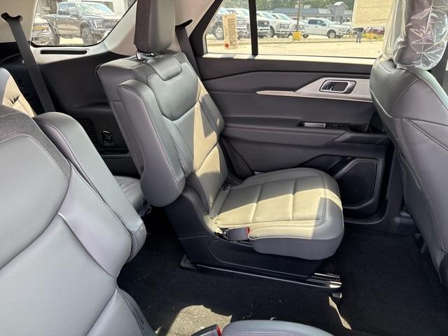 new 2025 Ford Explorer car, priced at $38,265