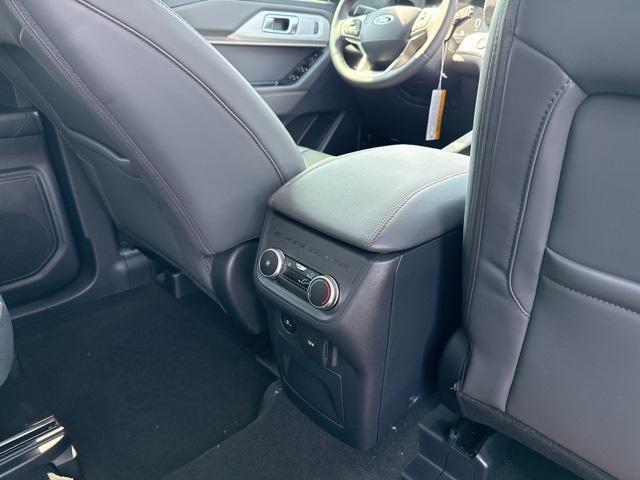 new 2025 Ford Explorer car, priced at $38,265