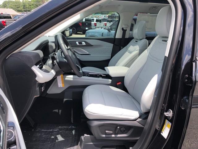 new 2025 Ford Explorer car, priced at $52,664