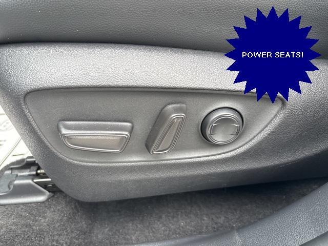 used 2024 Toyota Highlander car, priced at $37,999