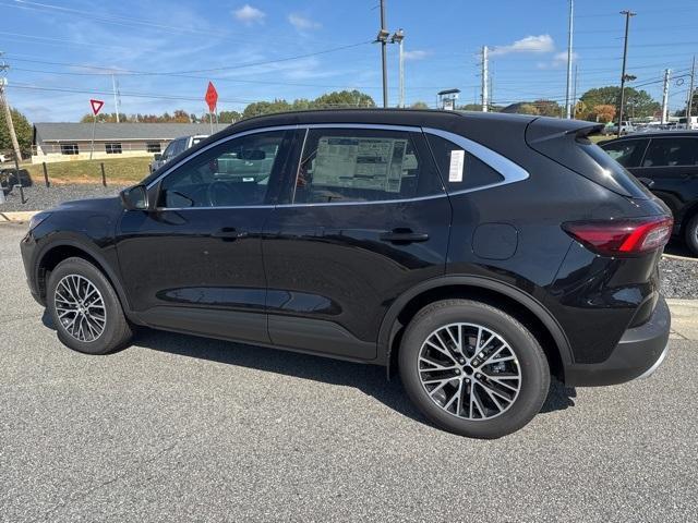 new 2025 Ford Escape car, priced at $43,015