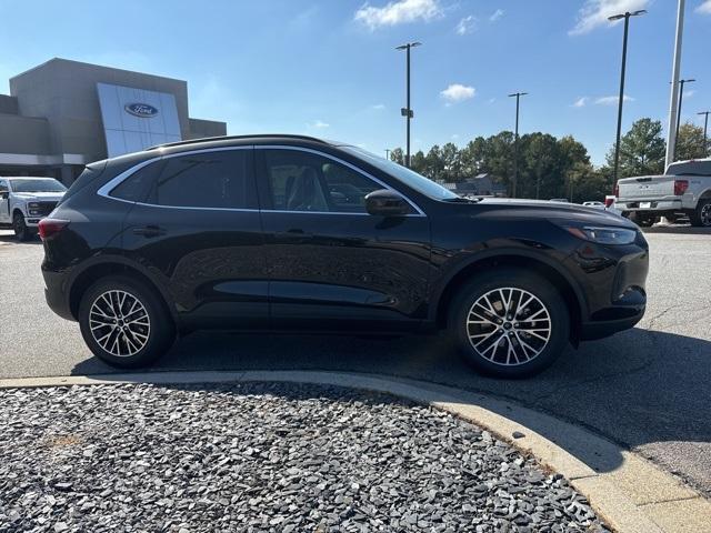 new 2025 Ford Escape car, priced at $43,015