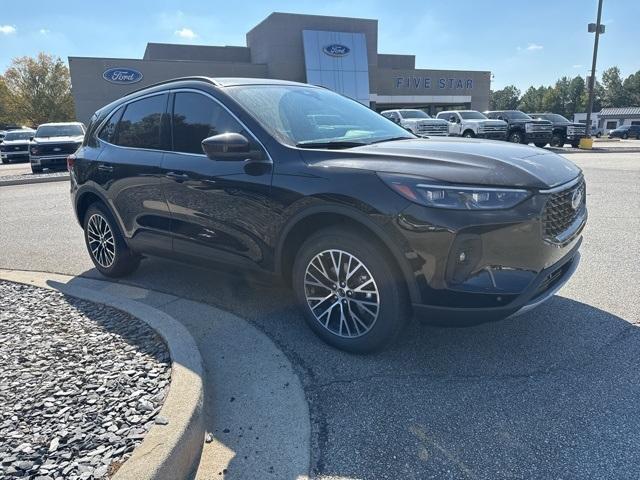 new 2025 Ford Escape car, priced at $43,015