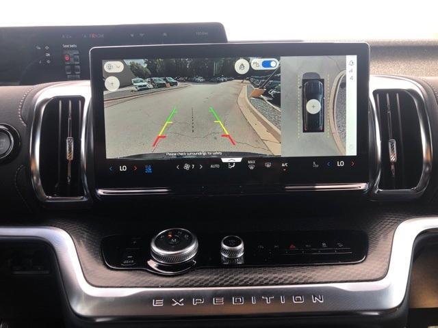 new 2025 Ford Expedition car, priced at $80,970