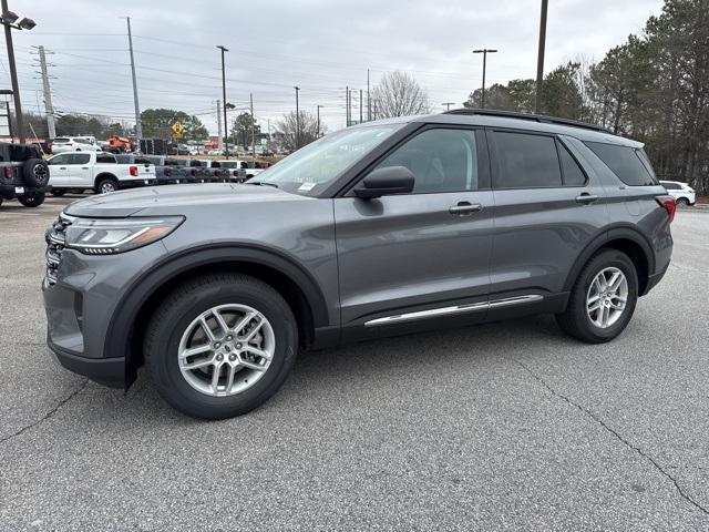 new 2025 Ford Explorer car, priced at $40,310