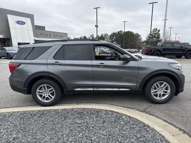 new 2025 Ford Explorer car, priced at $40,310