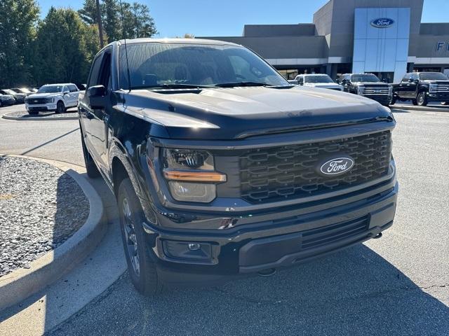 new 2024 Ford F-150 car, priced at $46,540