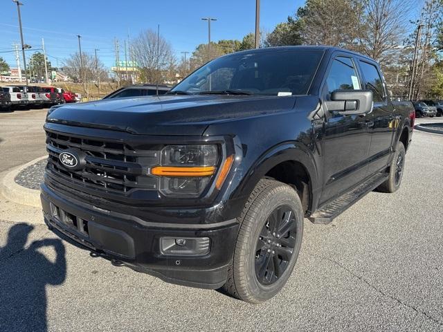 new 2025 Ford F-150 car, priced at $61,470