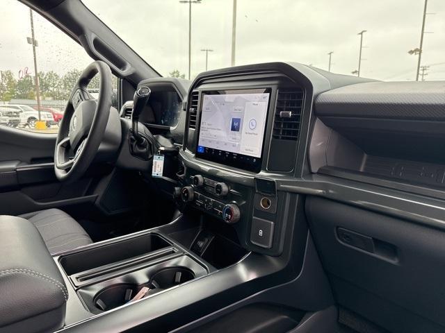 new 2025 Ford F-150 car, priced at $45,972