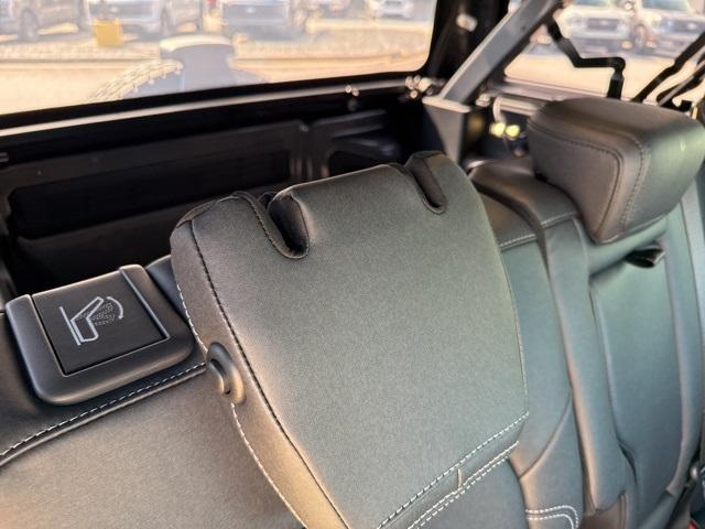 new 2025 Ford Bronco car, priced at $43,760