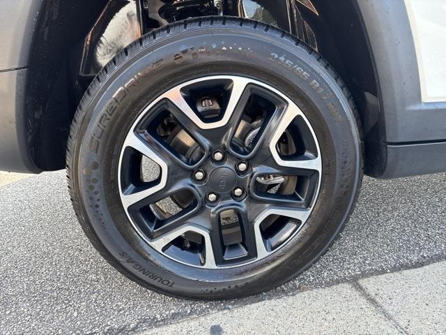 used 2019 Jeep Compass car, priced at $13,999