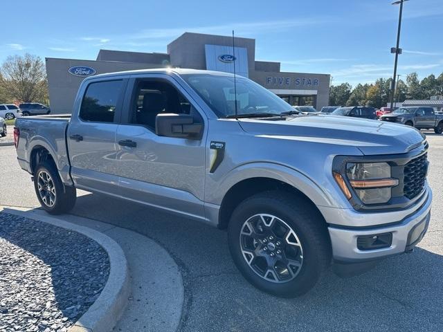 new 2024 Ford F-150 car, priced at $44,040