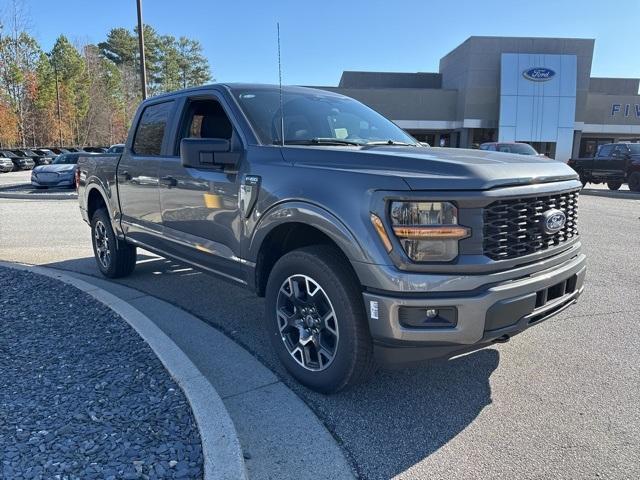 new 2024 Ford F-150 car, priced at $45,030