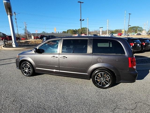 used 2015 Dodge Grand Caravan car, priced at $5,500