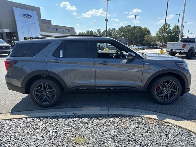 new 2025 Ford Explorer car, priced at $47,740