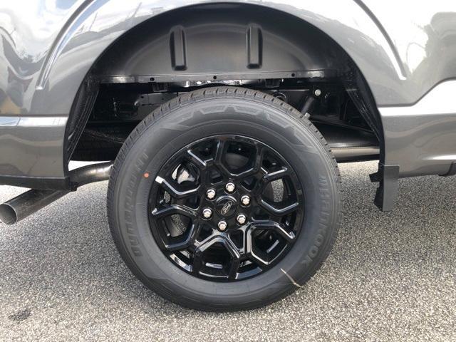 new 2025 Ford F-150 car, priced at $40,683