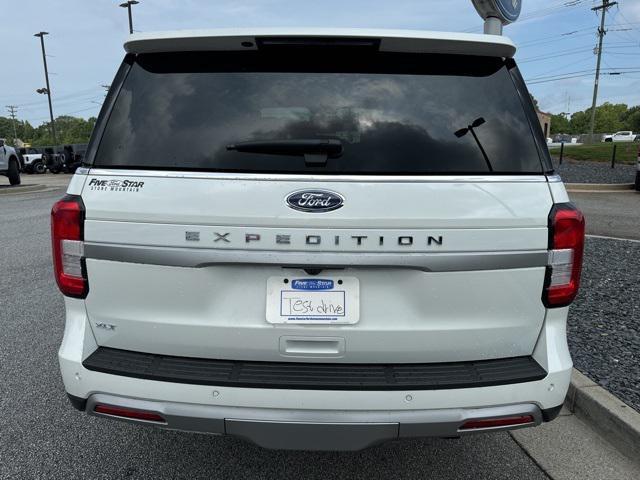 new 2024 Ford Expedition car, priced at $59,120