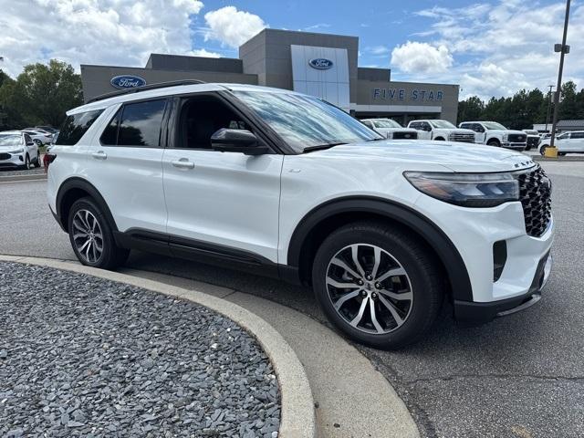 new 2025 Ford Explorer car, priced at $43,870