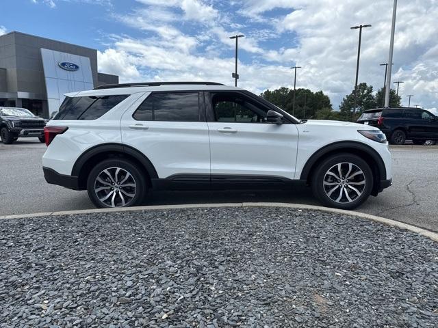 new 2025 Ford Explorer car, priced at $43,870