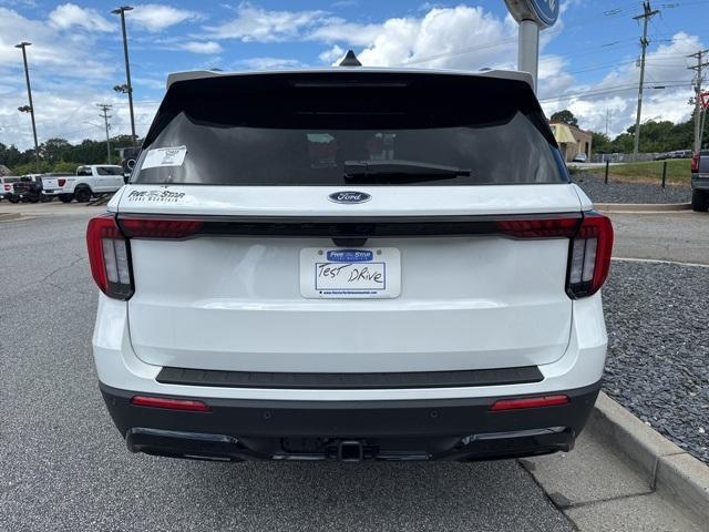 new 2025 Ford Explorer car, priced at $43,870