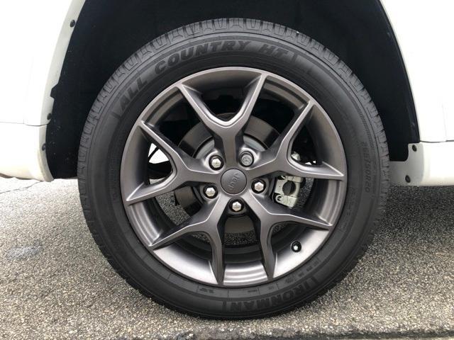used 2021 Jeep Grand Cherokee car, priced at $29,897