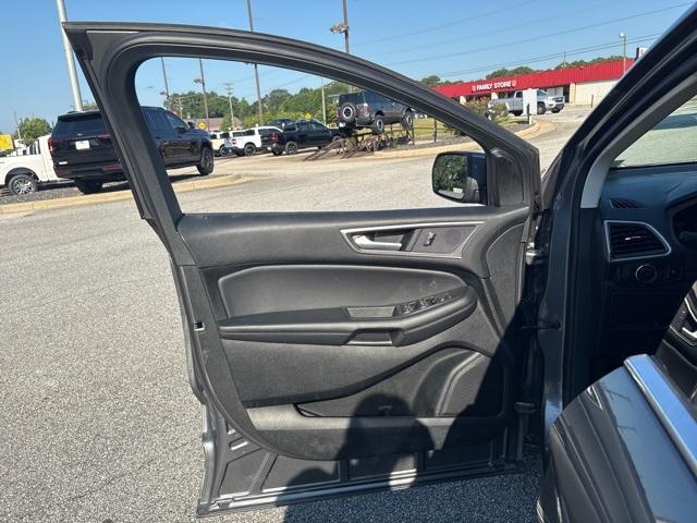used 2024 Ford Edge car, priced at $27,044