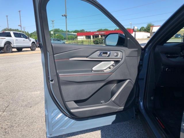 new 2025 Ford Explorer car, priced at $55,406