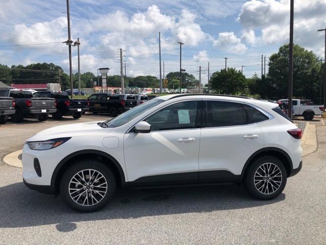 new 2025 Ford Escape car, priced at $31,890