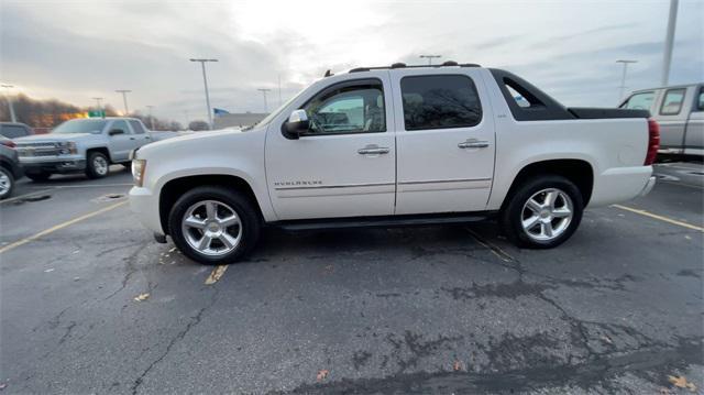 used 2011 Chevrolet Avalanche car, priced at $14,992