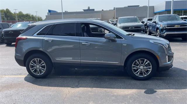 used 2022 Cadillac XT5 car, priced at $27,997