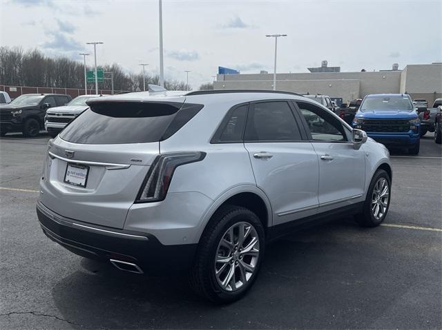 used 2020 Cadillac XT5 car, priced at $30,999