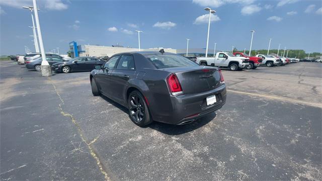 used 2023 Chrysler 300 car, priced at $29,992