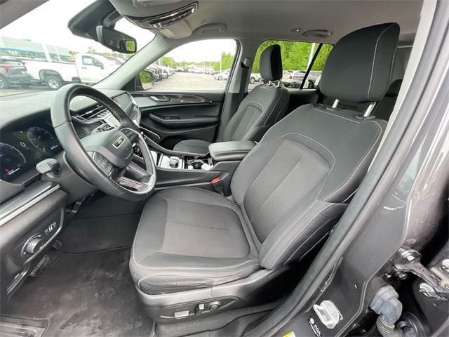 used 2022 Jeep Grand Cherokee car, priced at $29,389