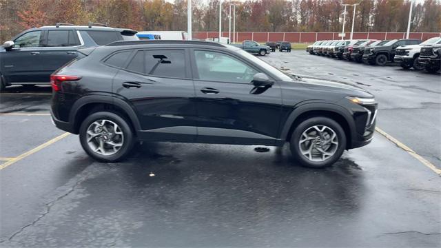 used 2025 Chevrolet Trax car, priced at $22,753