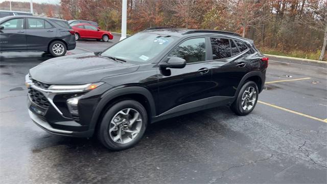 used 2025 Chevrolet Trax car, priced at $22,753