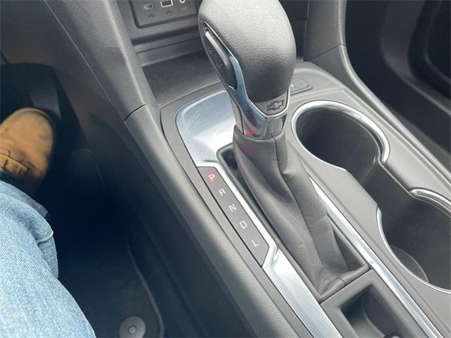 used 2022 Chevrolet Equinox car, priced at $20,992