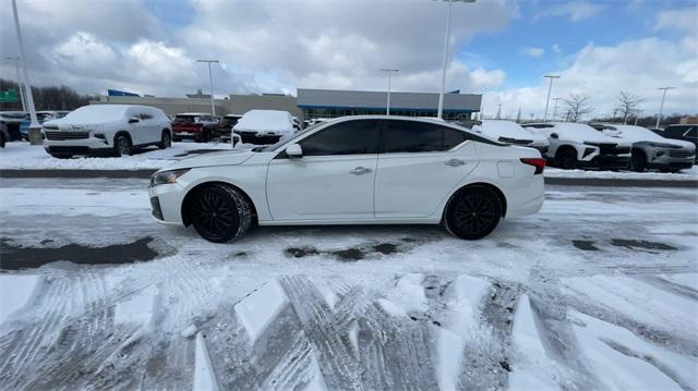 used 2023 Nissan Altima car, priced at $21,992