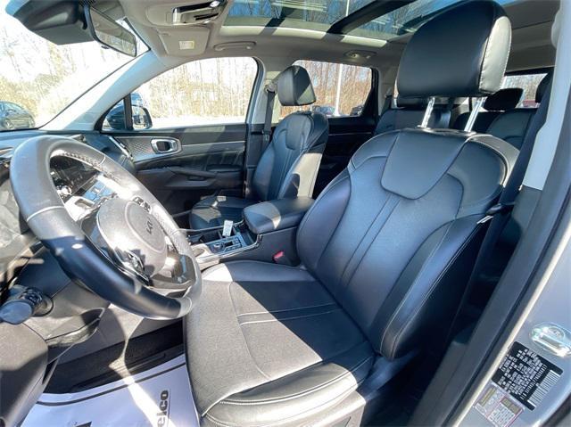 used 2022 Kia Sorento car, priced at $28,995