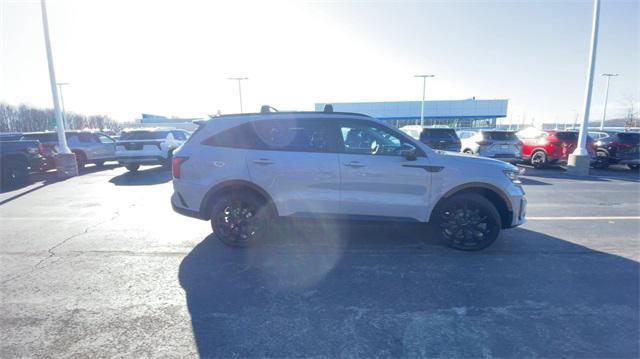 used 2022 Kia Sorento car, priced at $28,995