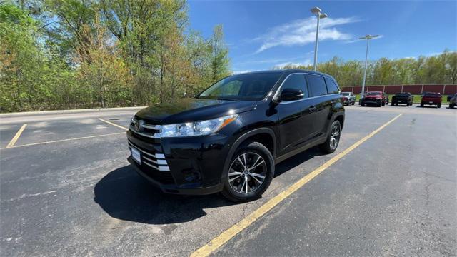 used 2019 Toyota Highlander car, priced at $24,992