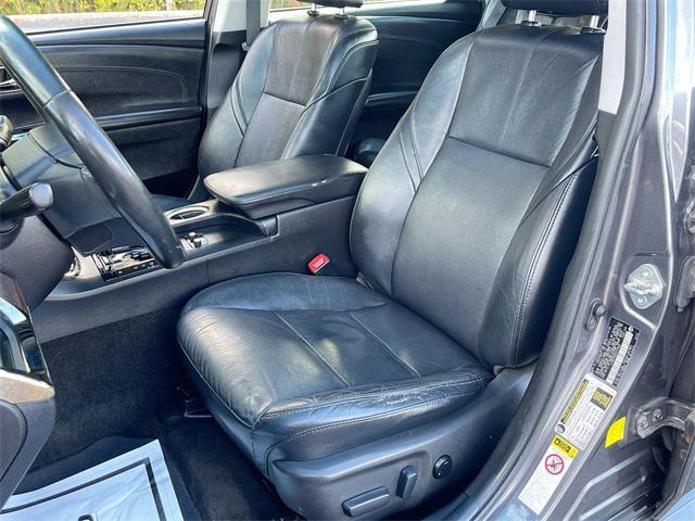 used 2014 Toyota Avalon car, priced at $9,995