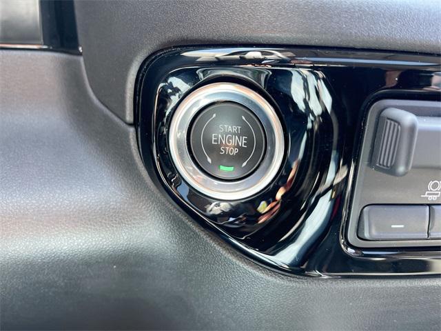 used 2024 Chevrolet Silverado 1500 car, priced at $45,525